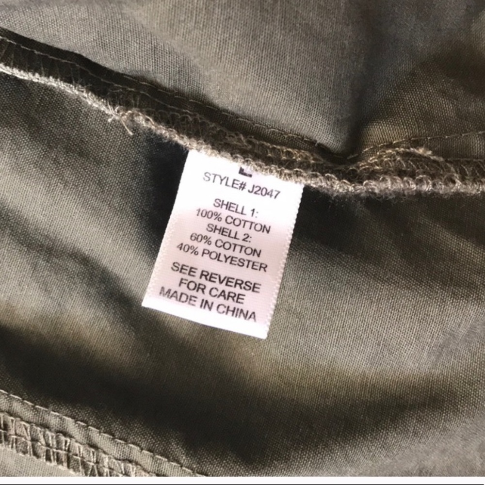 Rose Detail Utility Jacket - Picture 4 of 4